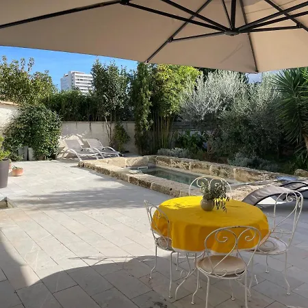La Provence Centre Ville; Piscine,jardin,terrasse *