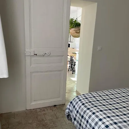 La Provence Centre Ville; Piscine,jardin,terrasse Holiday home