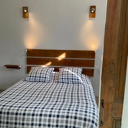 La Provence Centre Ville; Piscine,jardin,terrasse Holiday home Nimes